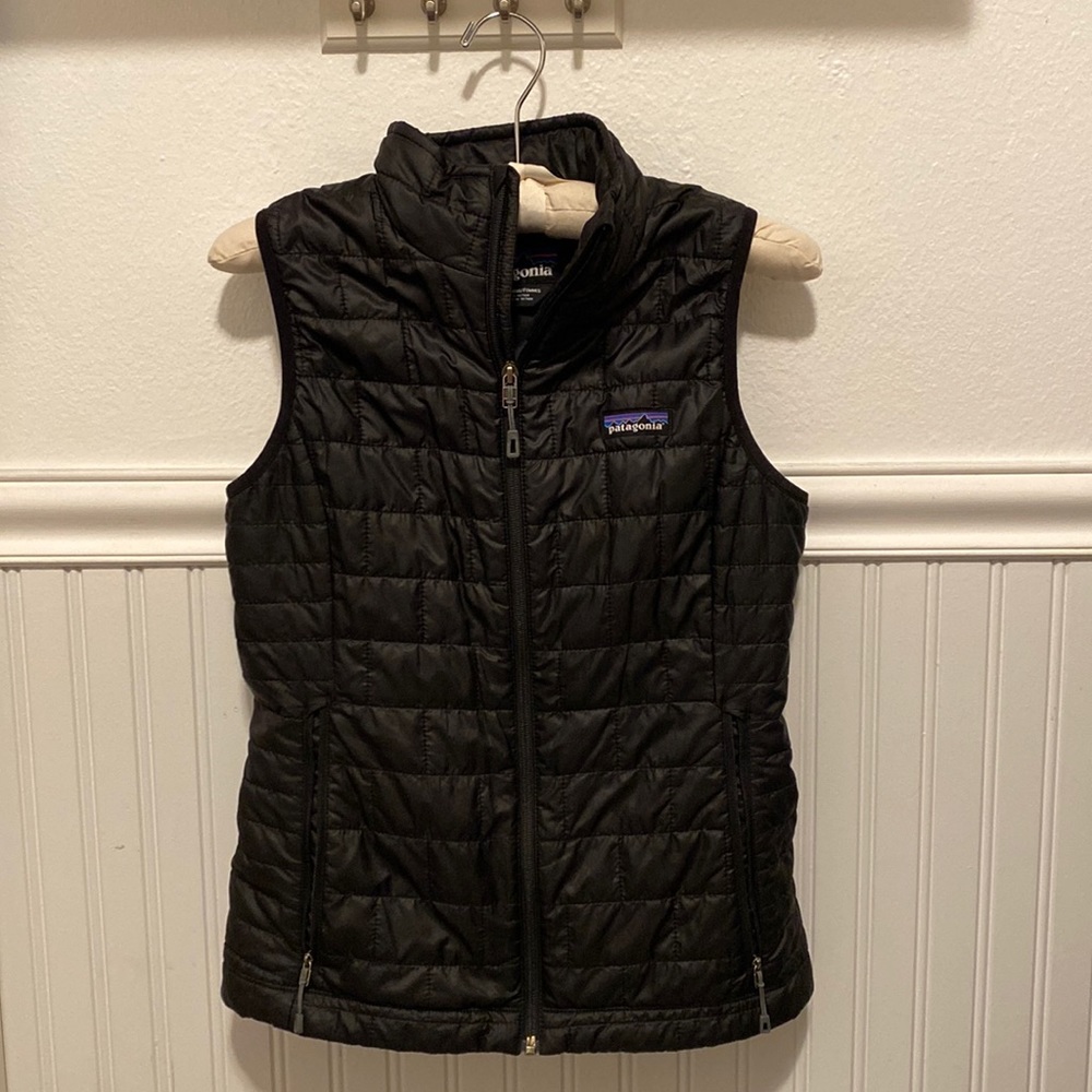 Patagonia women’s nano puff vest black size XS